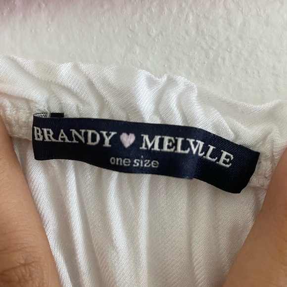Brandy Melville Romper - Picture 4 of 5